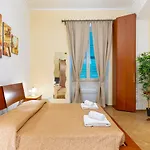 Bed & Breakfast Miclad Colosseum Rom