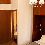 Miclad Colosseum Bed & Breakfast